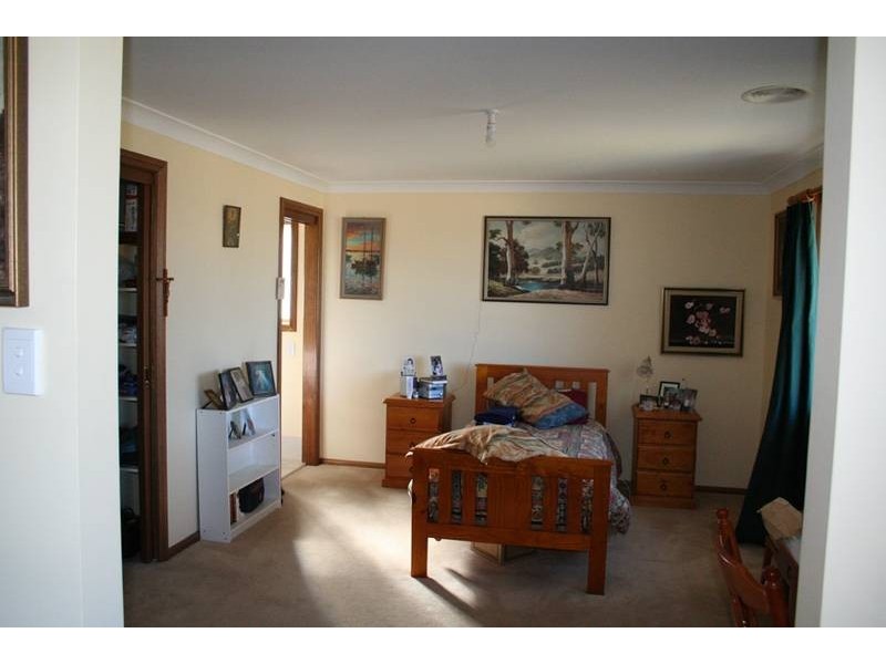 5 Avonlea Place, Orange NSW 2800