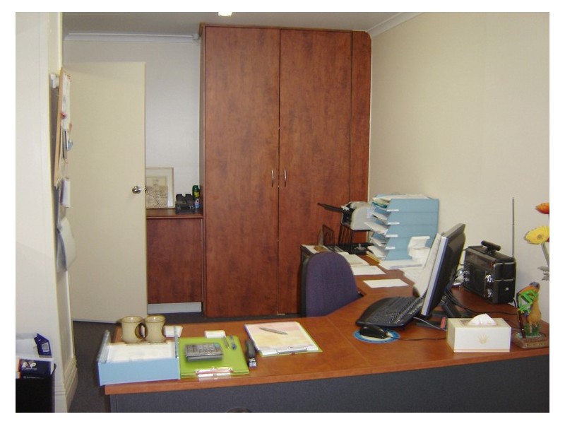 - Bank Street, Molong NSW 2866