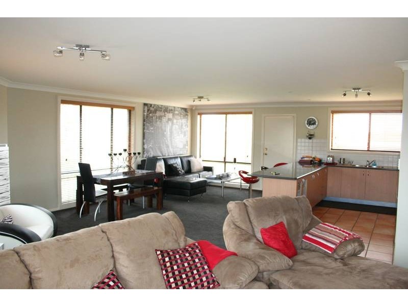 29 Coombes Place, Orange NSW 2800