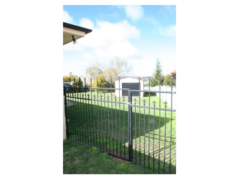 29 Coombes Place, Orange NSW 2800