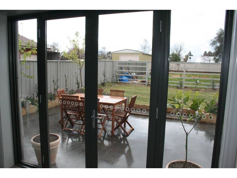 77 March Street, Orange NSW 2800