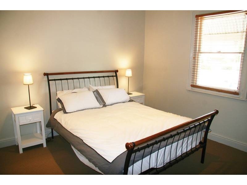 77 March Street, Orange NSW 2800