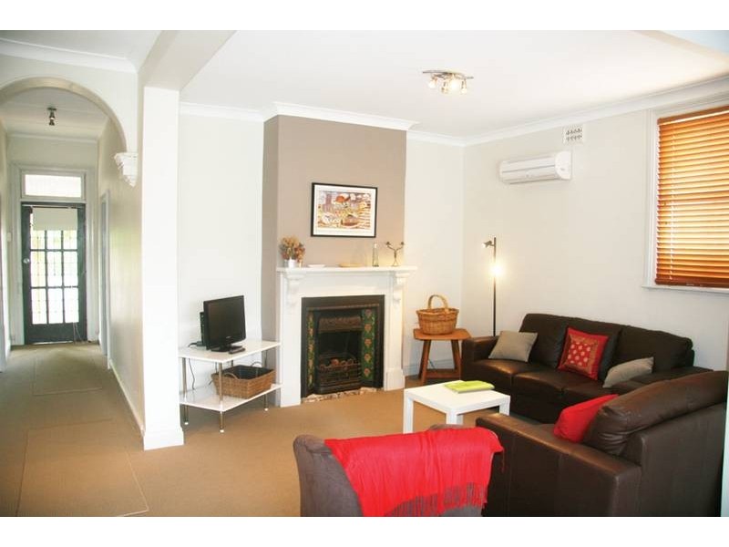 77 March Street, Orange NSW 2800