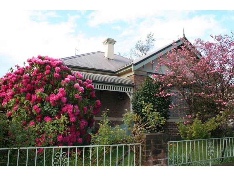 11 Summer Street, Orange NSW 2800