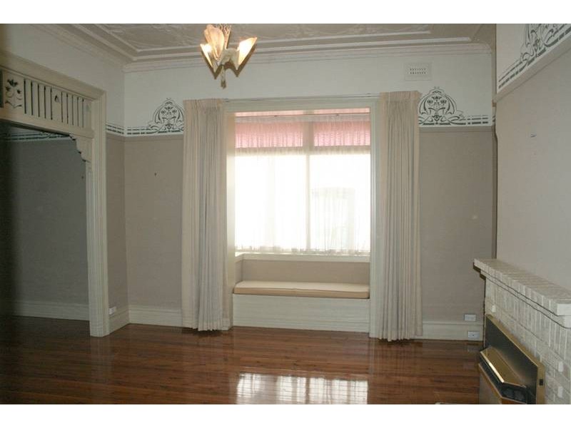 11 Summer Street, Orange NSW 2800