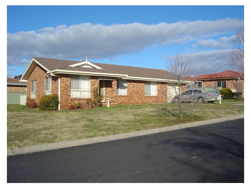 37 Avondale Drive, Orange NSW 2800