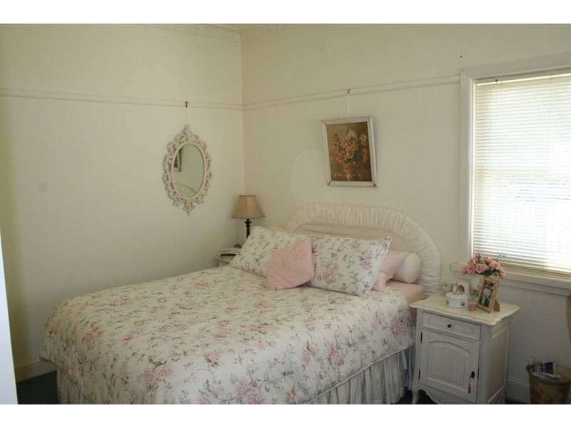 8 Torpy Street, Orange NSW 2800