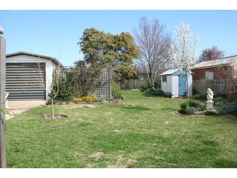 8 Torpy Street, Orange NSW 2800