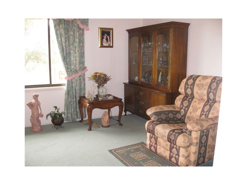 34 McGroder Street, Molong NSW 2866