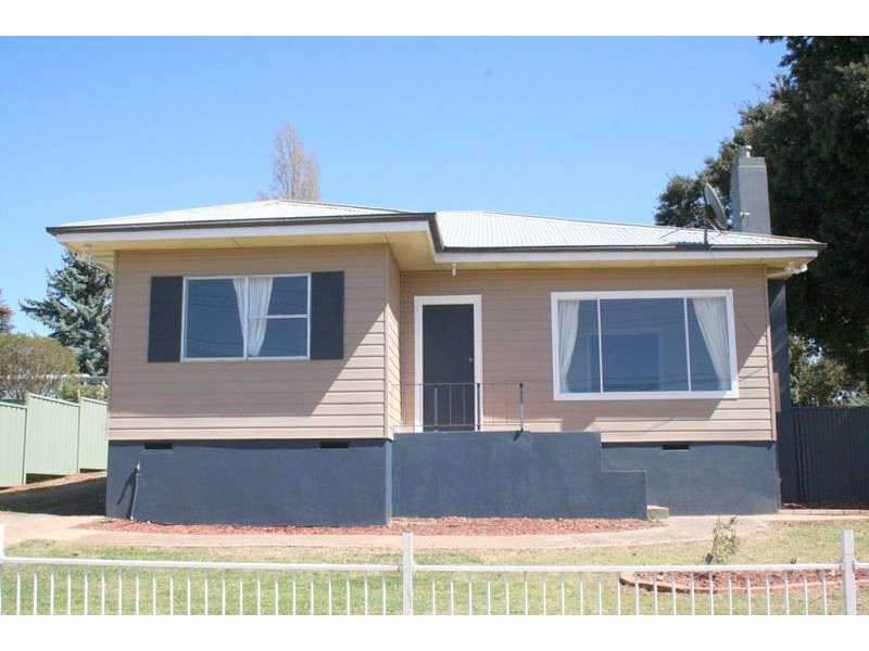 50 Brunswick Street, Orange NSW 2800