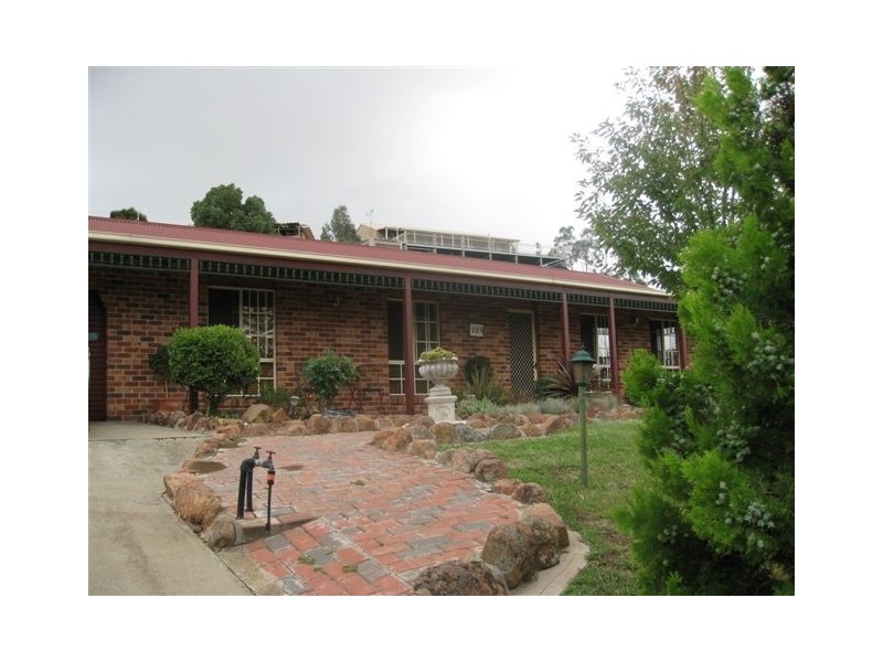 13 Shannon Street, Molong NSW 2866