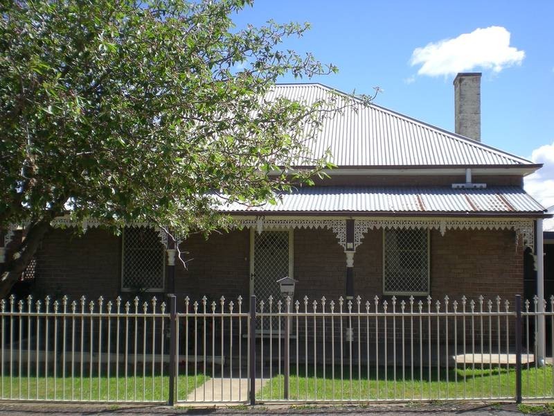 373 Summer Street, Orange NSW 2800