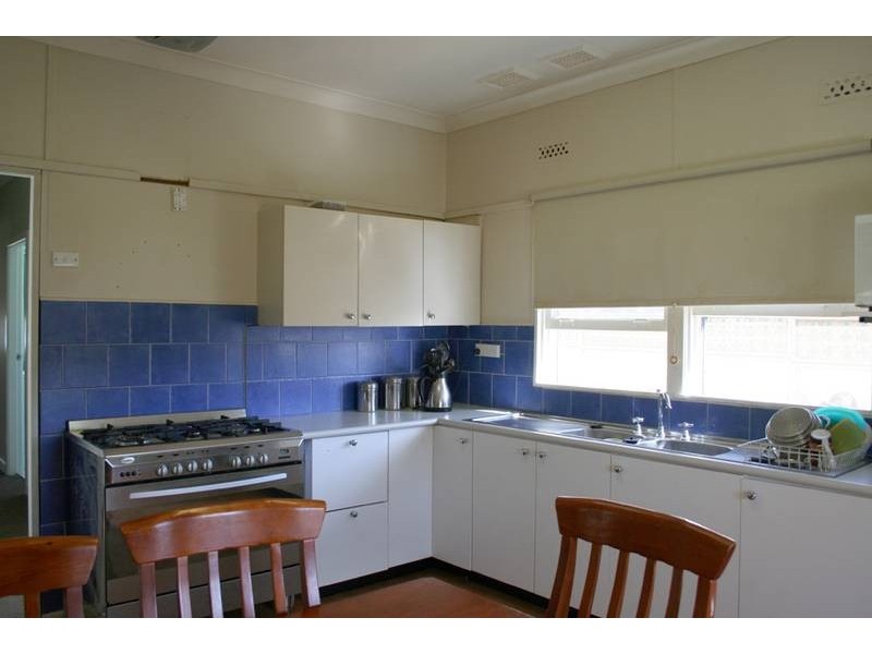 8 Wattle Avenue, Orange NSW 2800