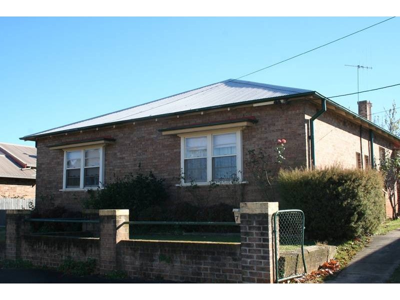 69 March Street, Orange NSW 2800