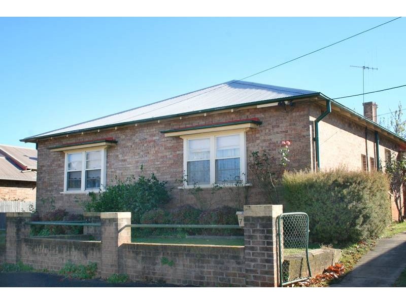 69 March Street, Orange NSW 2800