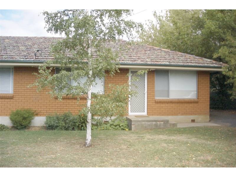 1/105 Kenna Street, Orange NSW 2800