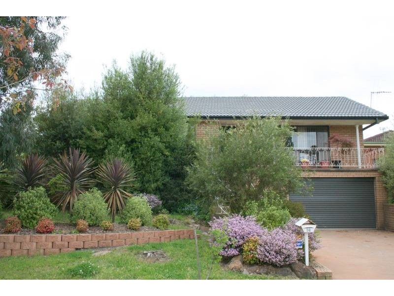 216 Ploughmans Lane, Orange NSW 2800