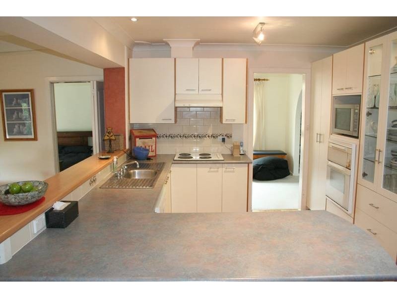 216 Ploughmans Lane, Orange NSW 2800