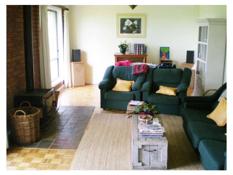 213 East Guyong Road, Orange NSW 2800