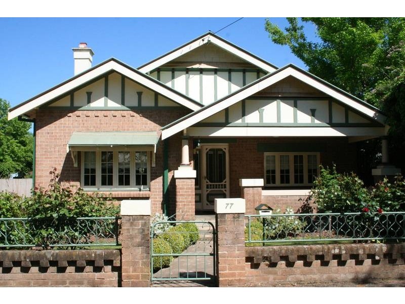 77 Sampson Street, Orange NSW 2800