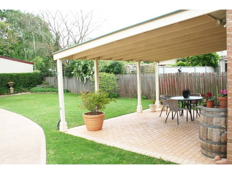 77 Sampson Street, Orange NSW 2800
