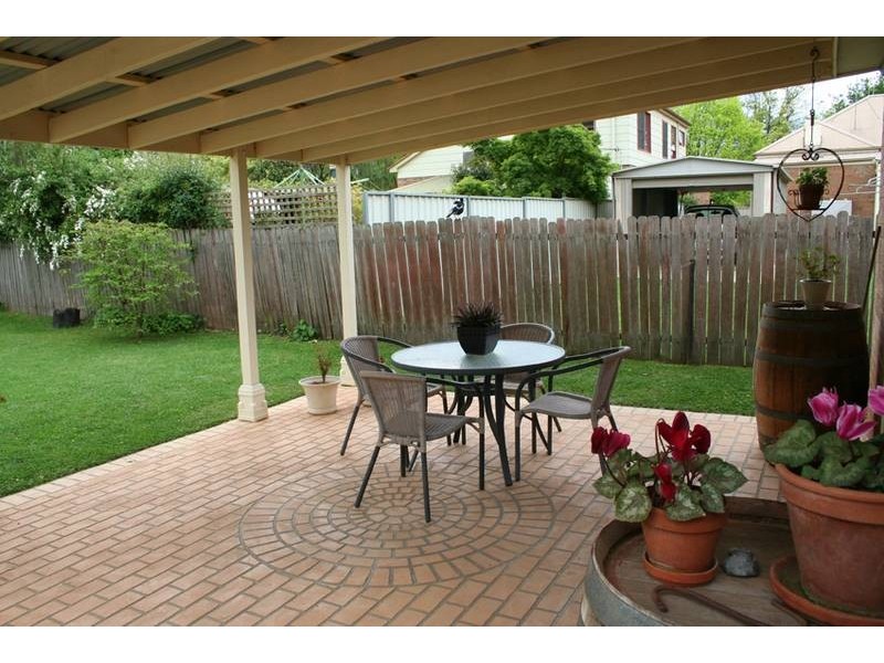 77 Sampson Street, Orange NSW 2800
