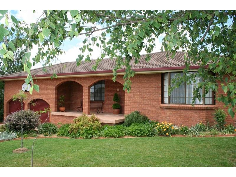 7 Tudor Place, Orange NSW 2800