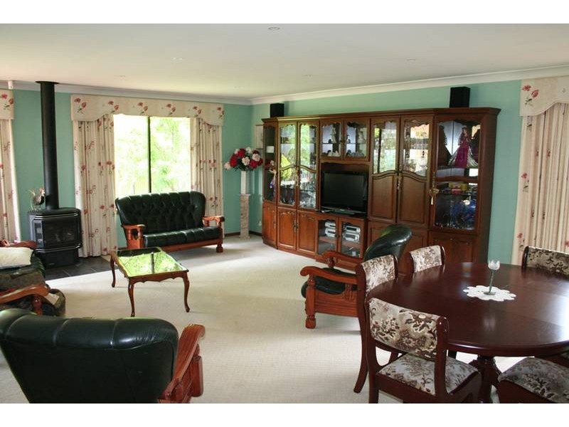 7 Tudor Place, Orange NSW 2800