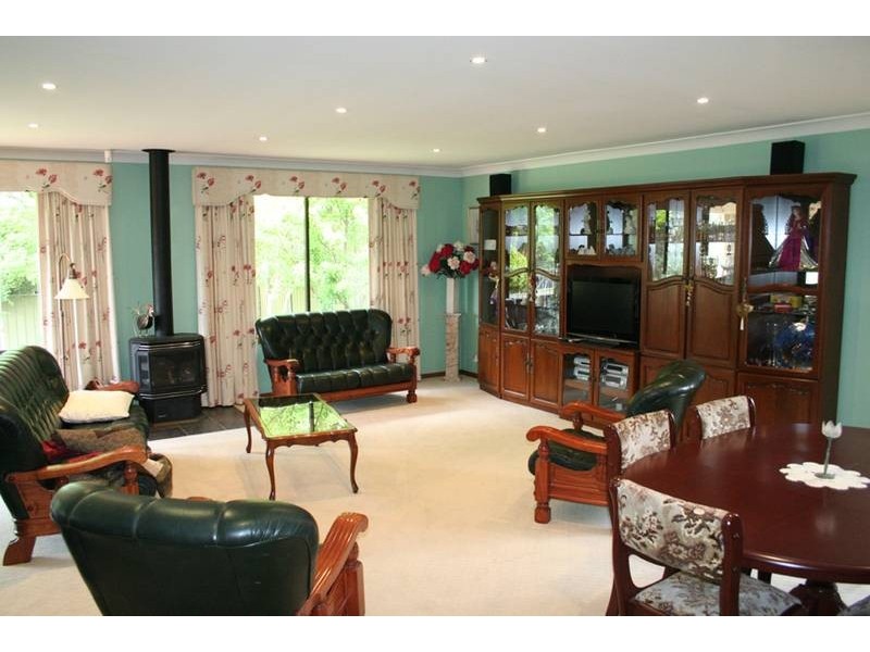 7 Tudor Place, Orange NSW 2800