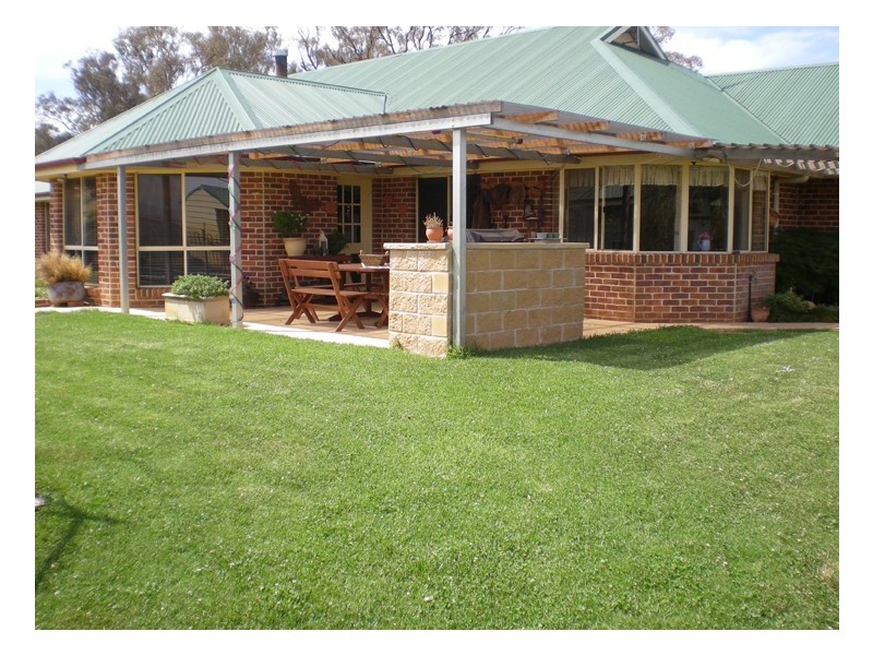 406 Nanami Lane, Orange NSW 2800