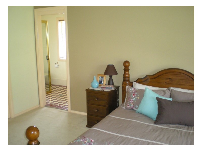 406 Nanami Lane, Orange NSW 2800