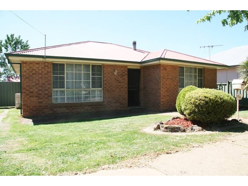 312 Peisley Street, Orange NSW 2800