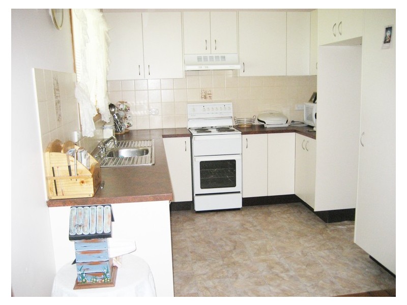 18 Flood Street, Cudal NSW 2864