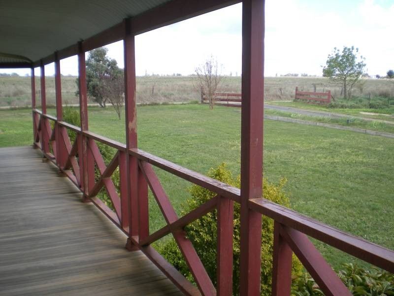 33 Bowd Road, Millthorpe NSW 2798