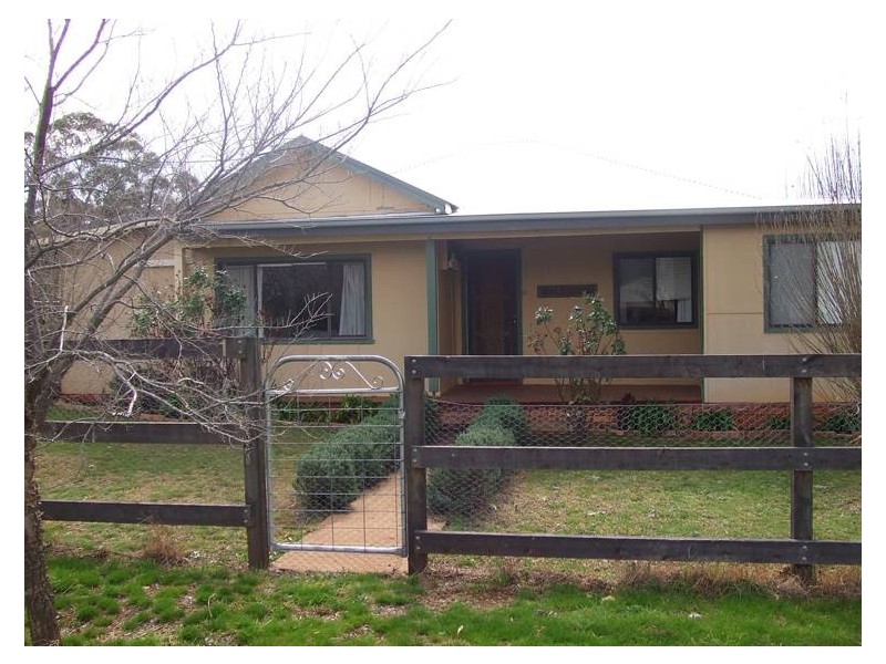 1 Whitton Street, Molong NSW 2866