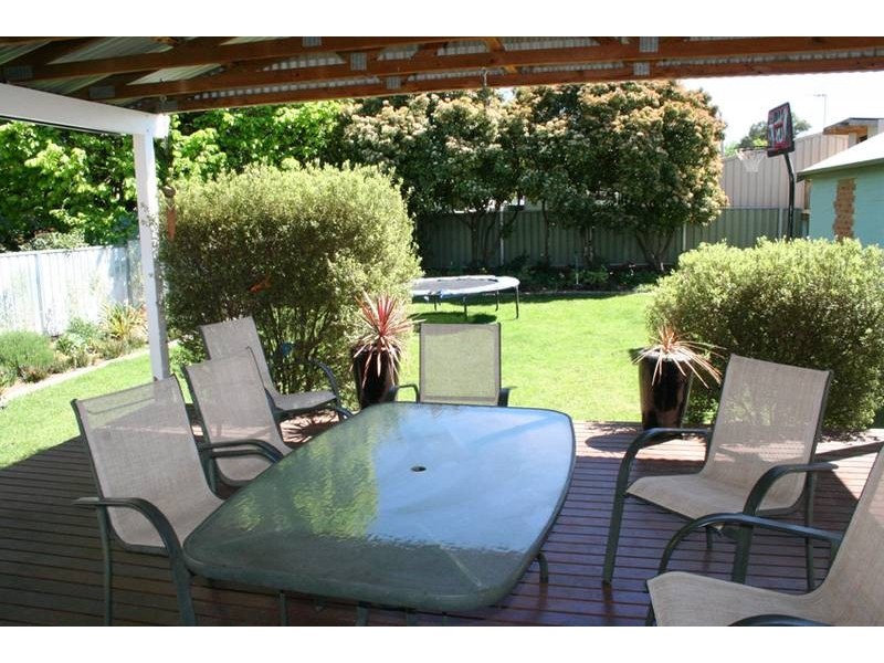 15 Lamrock Avenue, Orange NSW 2800