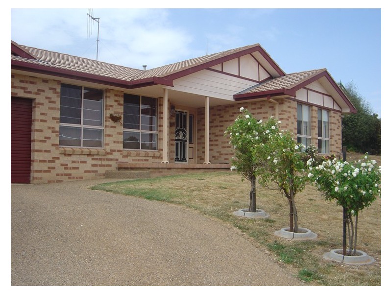 11 Gersbach Place, Orange NSW 2800