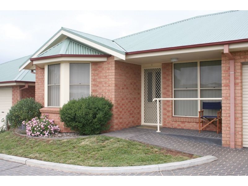 2/189 Clinton Street, Orange NSW 2800