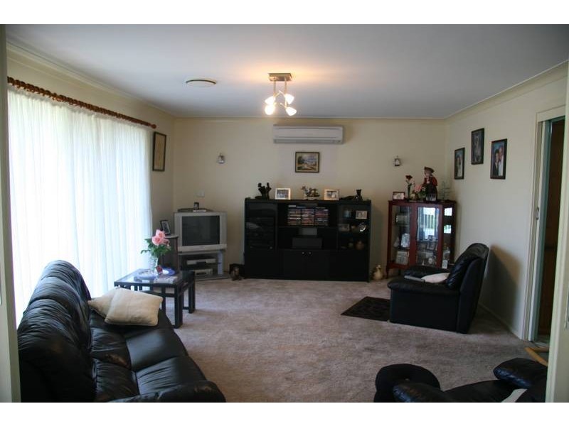 1 Talinga Place, Orange NSW 2800