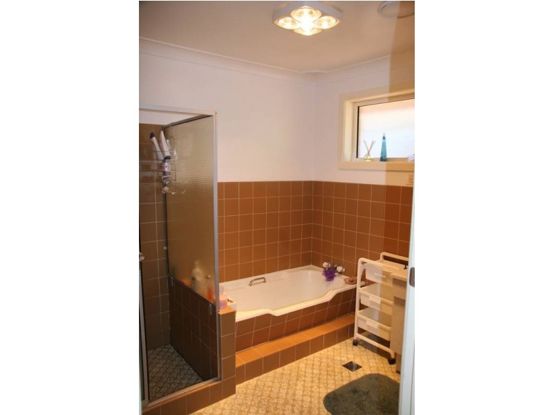 1 Talinga Place, Orange NSW 2800