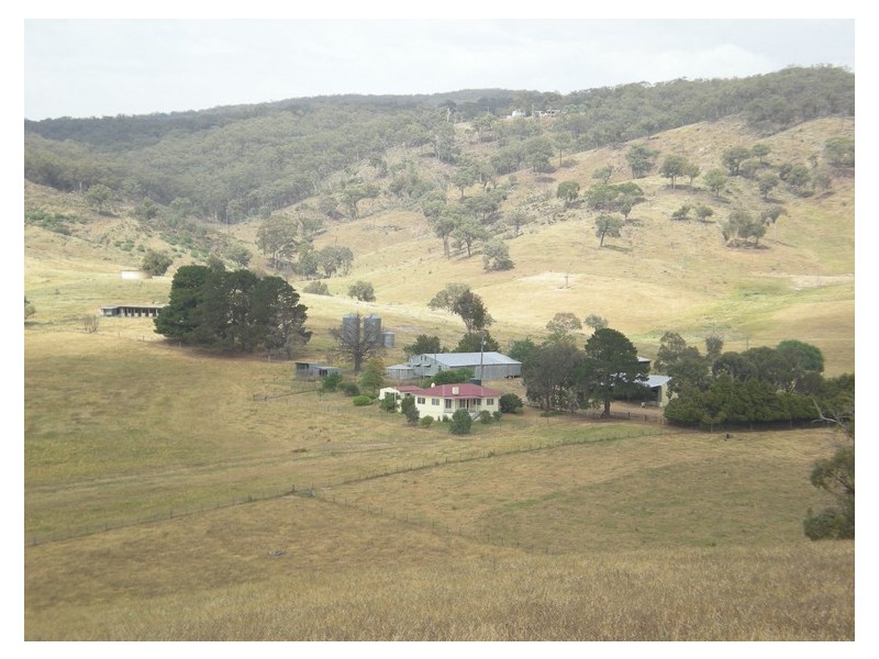 Lewis Ponds Road, Orange NSW 2800