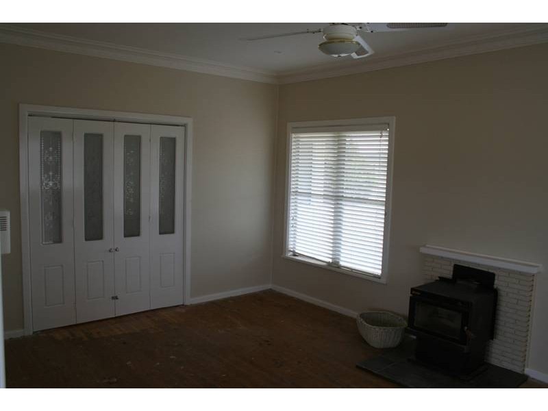 Lewis Ponds Road, Orange NSW 2800