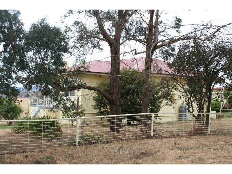 Lewis Ponds Road, Orange NSW 2800