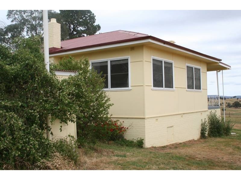 Lewis Ponds Road, Orange NSW 2800