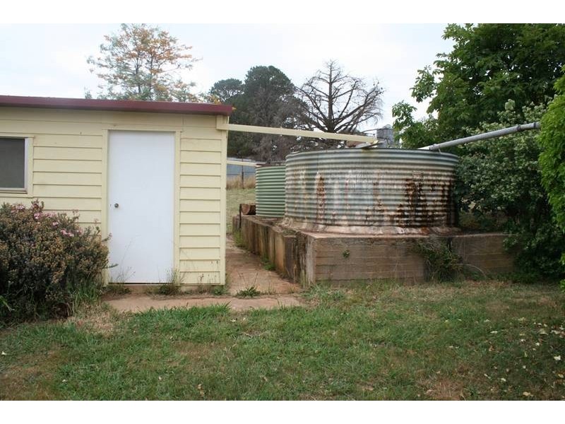 Lewis Ponds Road, Orange NSW 2800