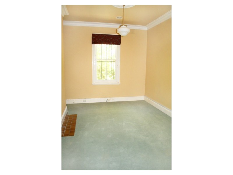 7 Clinton Street, Orange NSW 2800