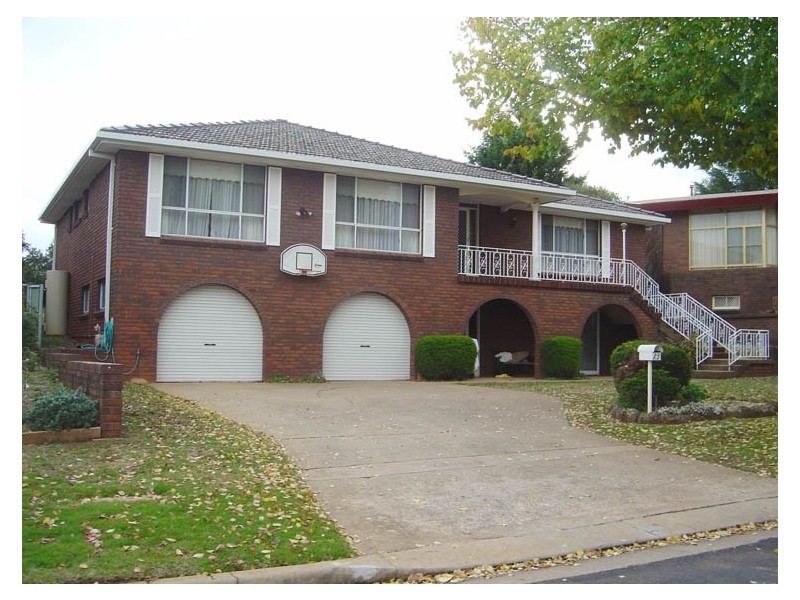 13 Maple Avenue, Orange NSW 2800