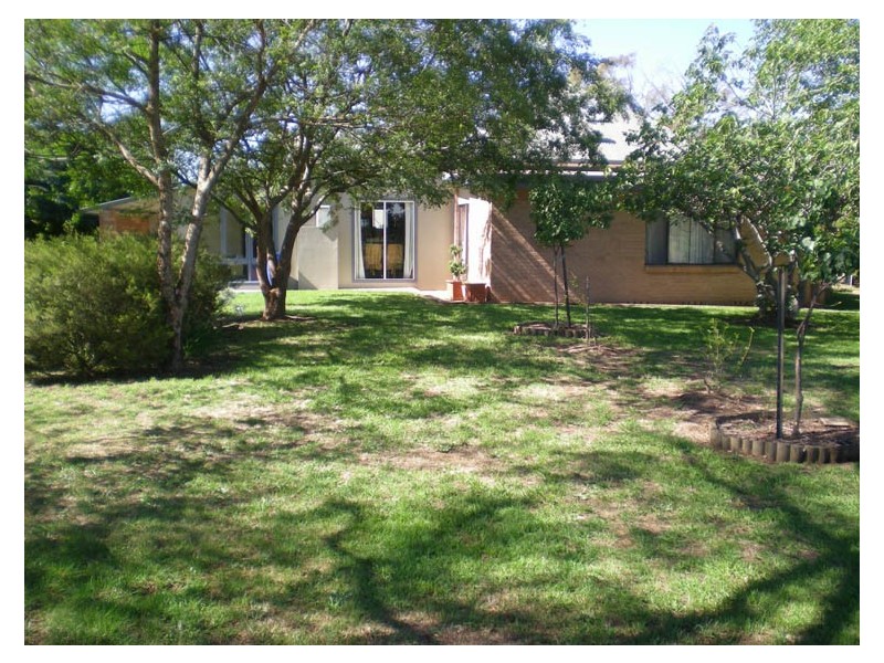 274 Leeds Parade, Orange NSW 2800