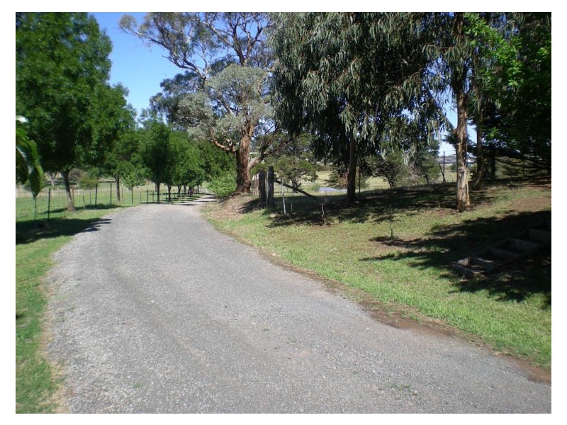 274 Leeds Parade, Orange NSW 2800