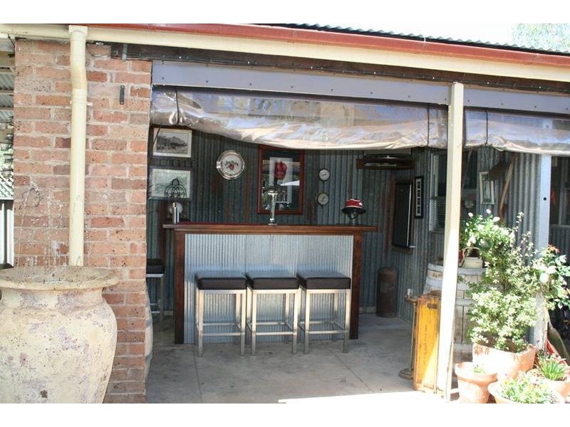 123 Lords Place, Orange NSW 2800